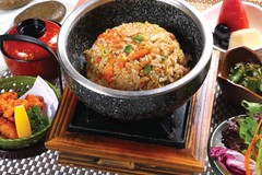 ISHIYAKI SALMON FRIED RICE & KARAAGE SET